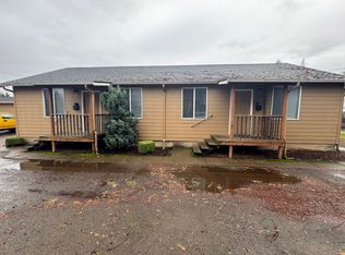 950 Young St APT 2, Woodburn, OR 97071