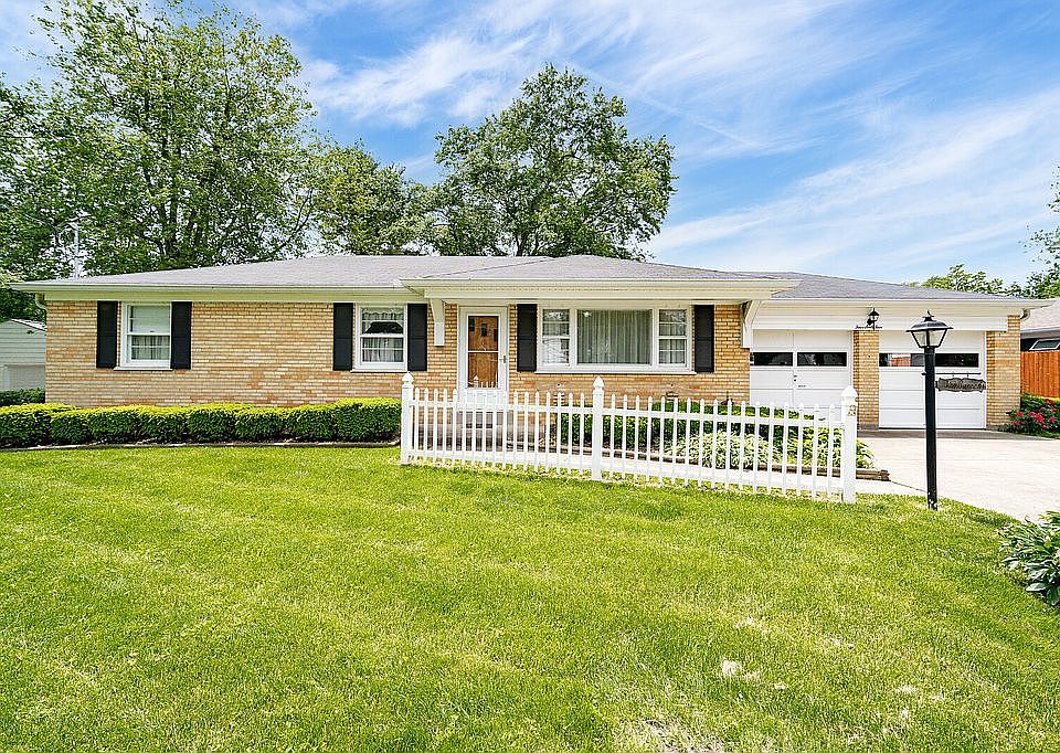 1st image of 465 Dimmick Ave