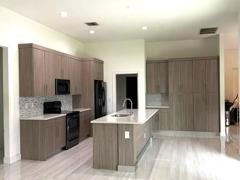 1730 SW California Blvd — Photo 4
