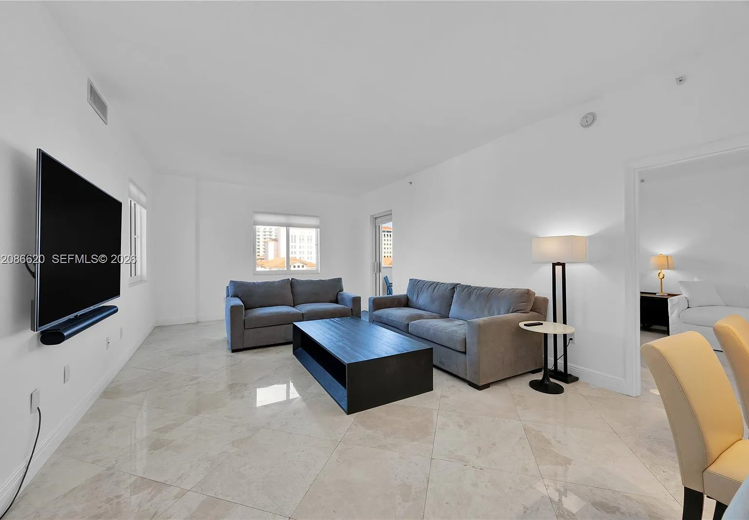 Ten Aragon Condo — Photo 4