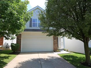 1634 Hurstborough Manor Dr, Hazelwood, MO 63042