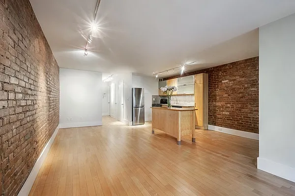 Rented by Corcoran | media 15