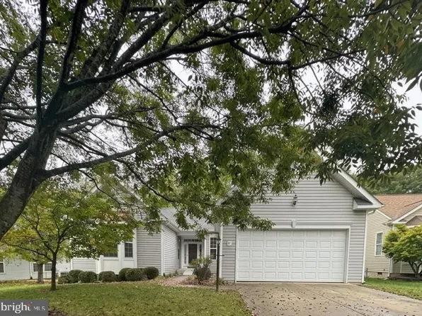 16227 Rising Fawn Ter, Dumfries, VA 22025