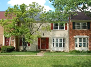 6007 Stoneygate Ct, Springfield, VA 22152