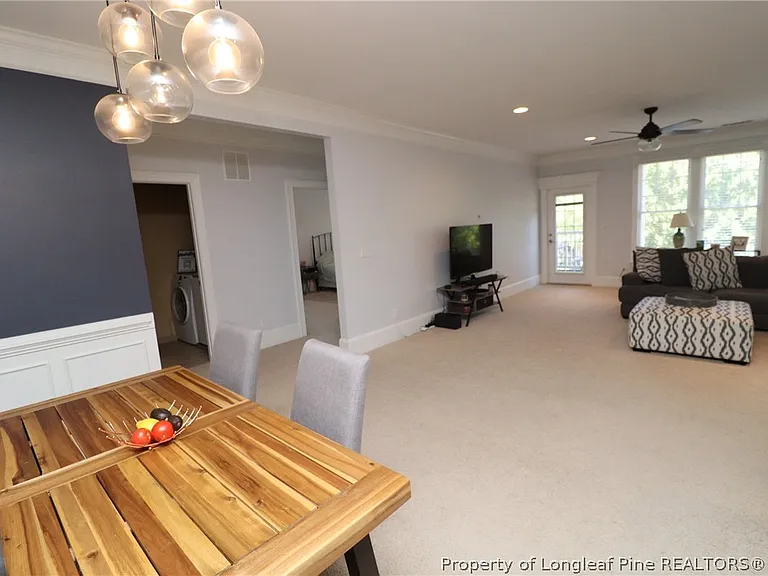 933 Portstewart Dr — Photo 10