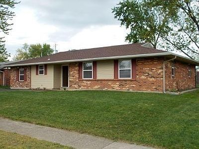 For Sale: 7613 Stonecrest Dr, Dayton, OH 45424