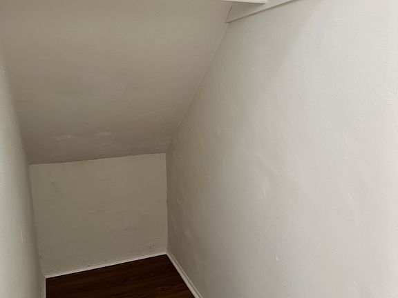 5th image of 1116 N Louise St APT 3
