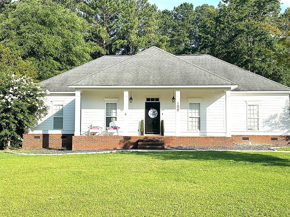 1st image of 109 Heathridge Ct