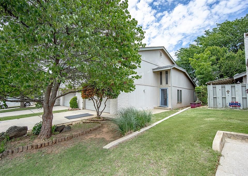 1st image of 9805 Hefner Village Dr