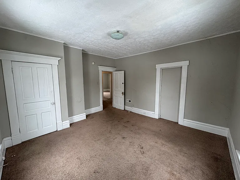 60 E Patterson Ave — Photo 23