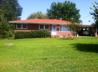 406 N 4th St, Vienna, IL 62995