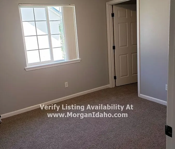 10096 W Garverdale Ln #202 — Photo 9