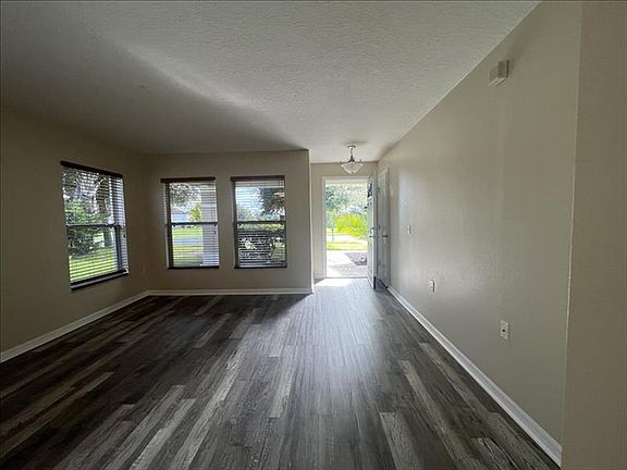 3rd image of 3465 Harlequin Dr