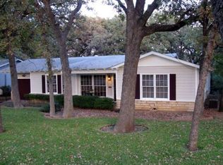 2217 Tierney Rd, Fort Worth, TX 76112