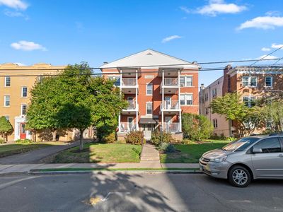 26 Robin Road APT 3, West Hartford, CT, 06119