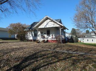 1204 Maple St, Tarkio, MO 64491