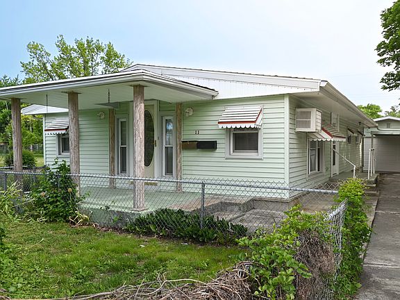 2nd image of 11 E Woodlawn Ave