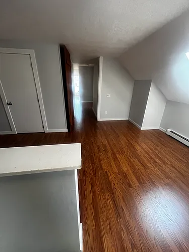 164 Main St #5 Photo 1