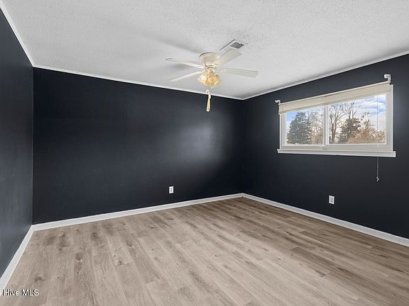 5th image of 107 Tanglewood Drive