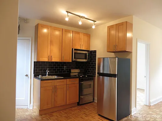 Rented by City Connections Realty | media 22