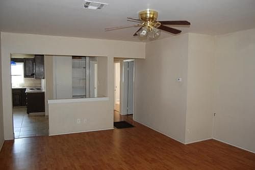 4th image of 1768 W Roselawn Ave