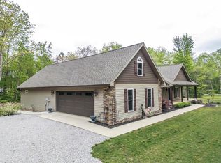 300 E Cove Rd, Monterey, TN 38574