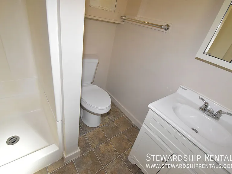 2024 Emerald St #5 — Photo 9
