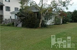 2nd image of 138 S Sixth Avenue
