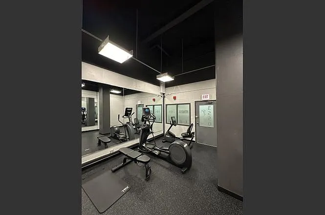 3550 N Lakeshore Dr #628 — Photo 18