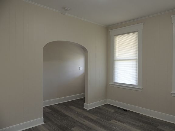 2nd image of 132 Silver Sands Rd Floor 1