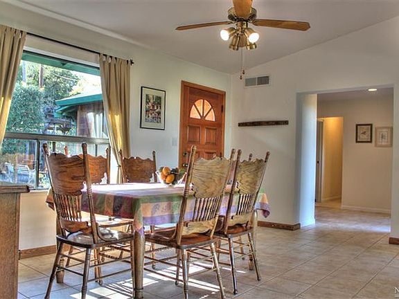 2nd image of 1705 Scenic Ln