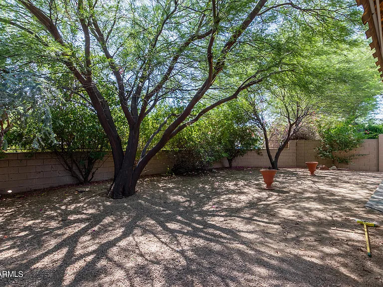 7979 E Princess Dr #15 — Photo 31