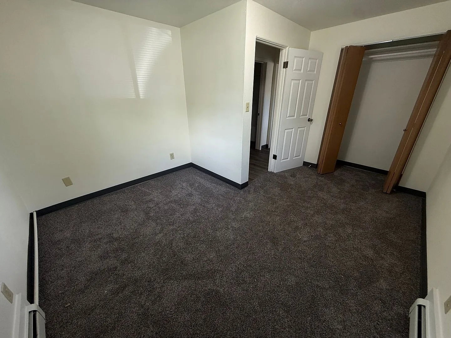 West Side Terrace — Photo 4