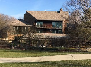 3905 Clubhouse Dr, Champaign, IL