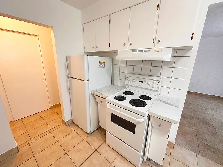 2929 Unwin Rd NW — Photo 22