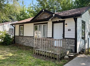 2553 Maury St, Des Moines, IA 50317