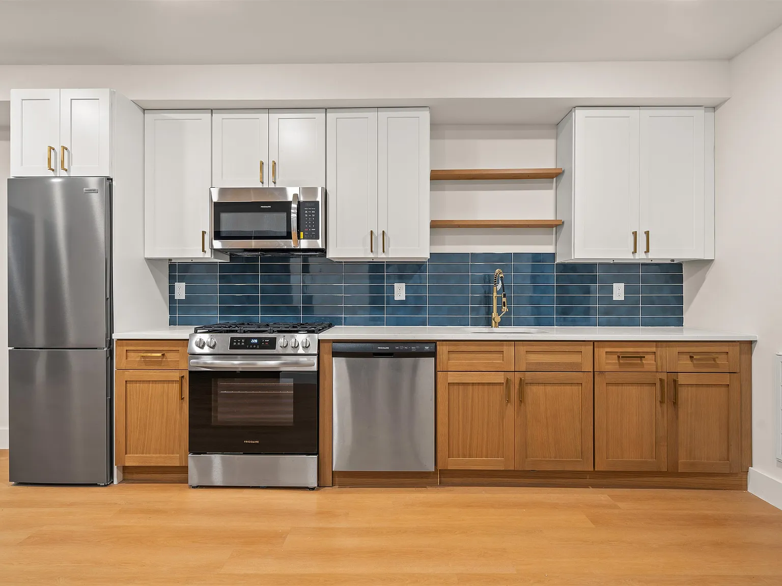 3 bed, 2.0 bath, $2,850 — Photo 3