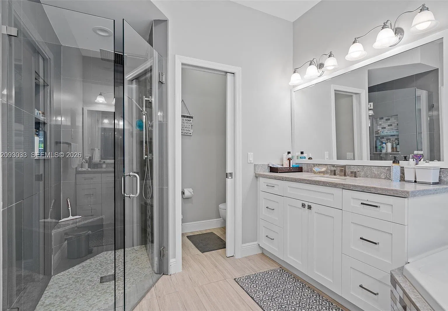 4 bed, 3.5 bath, 3481 sqft, $6,500 — Photo 3