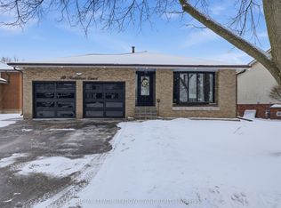 10 Mottistone Ct, Brantford, ON N3R 6L1