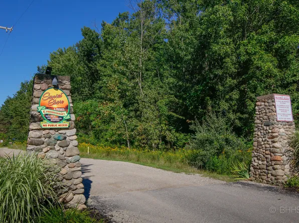 Maple St Lot 4 & 5, South Haven, MI 49090
