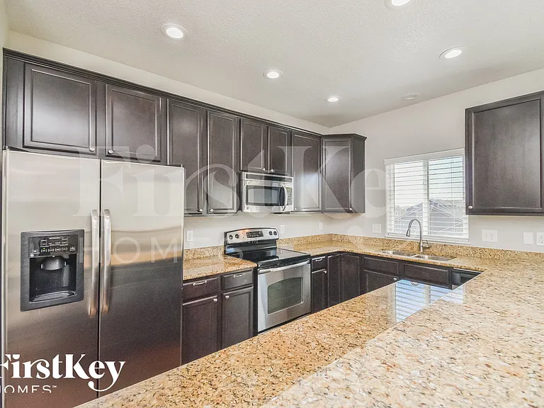 7495 Araia Dr — Photo 5