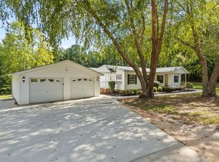 196 New Harrison Bridge Rd, Simpsonville, SC 29680