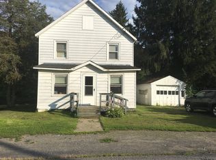 136 Gates Ave, Victory Mills, NY 12884