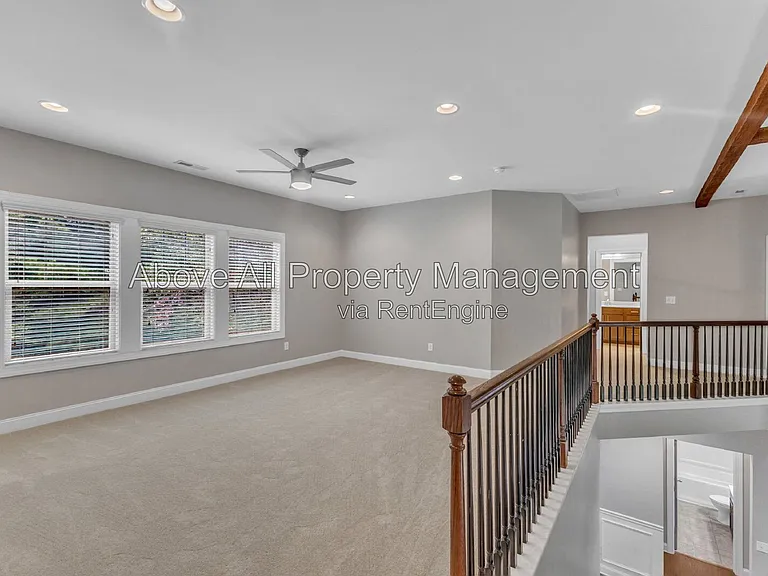 8313 Henderson Rd — Photo 29