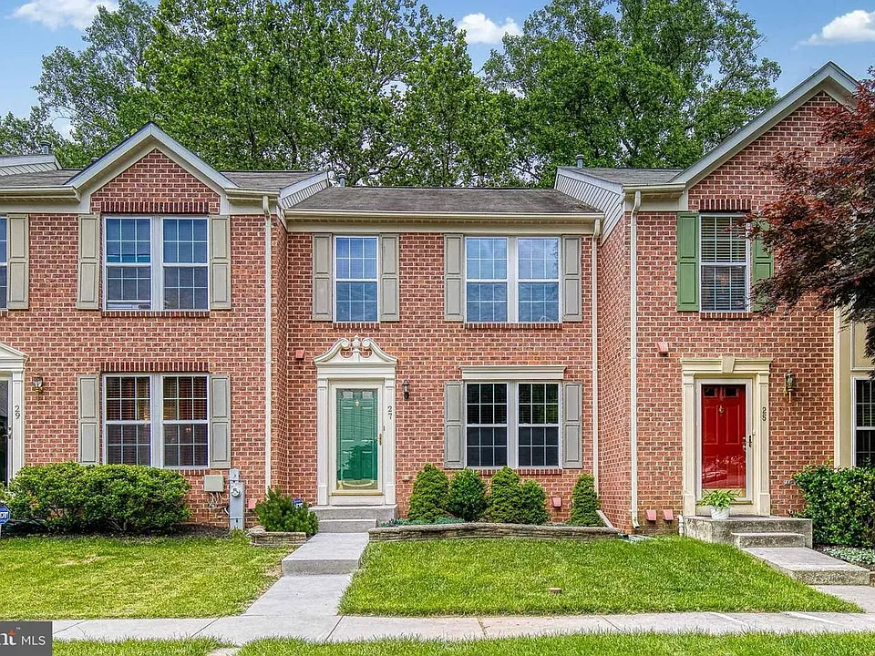 27 Silver Birch Ct