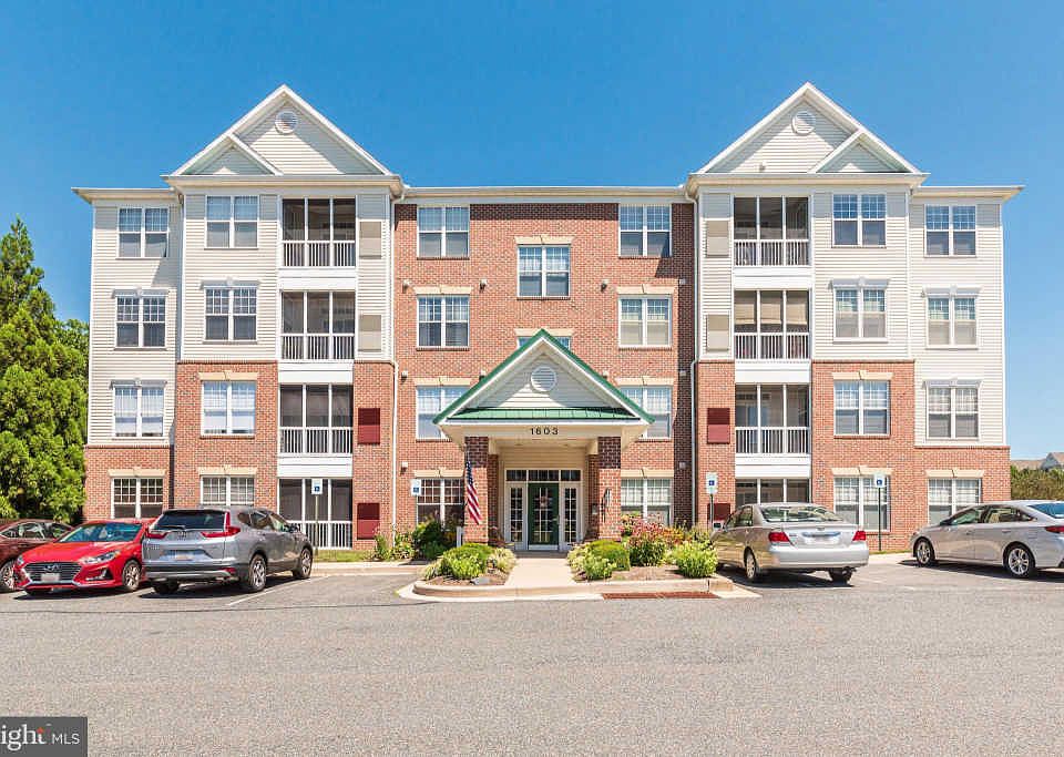 1st image of 1603 Martha Ct Unit 104