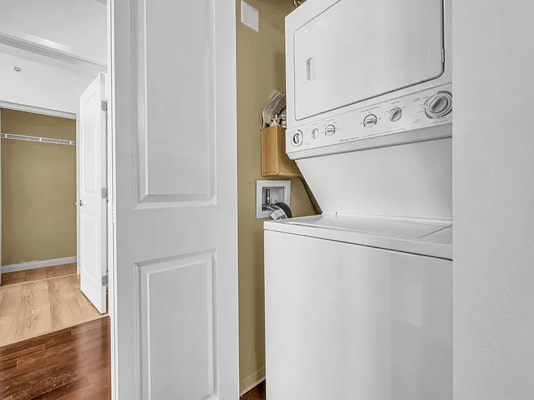 892 Carnarvon St #3303 — Photo 18