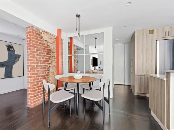 333 West 22nd Street 4D image 3 of 14