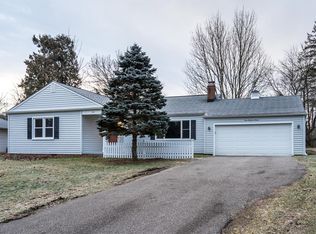 316 Eldridge Rd, Aurora, OH 44202