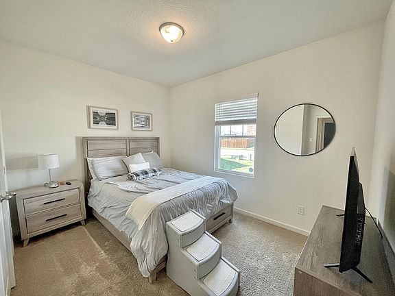 3rd image of 5405 Ladytown Ln